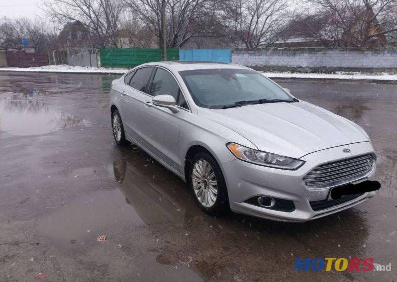 2014' Ford Fusion photo #3