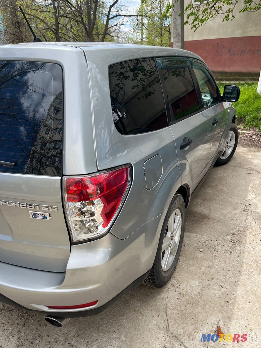 2010' Subaru Forester photo #6