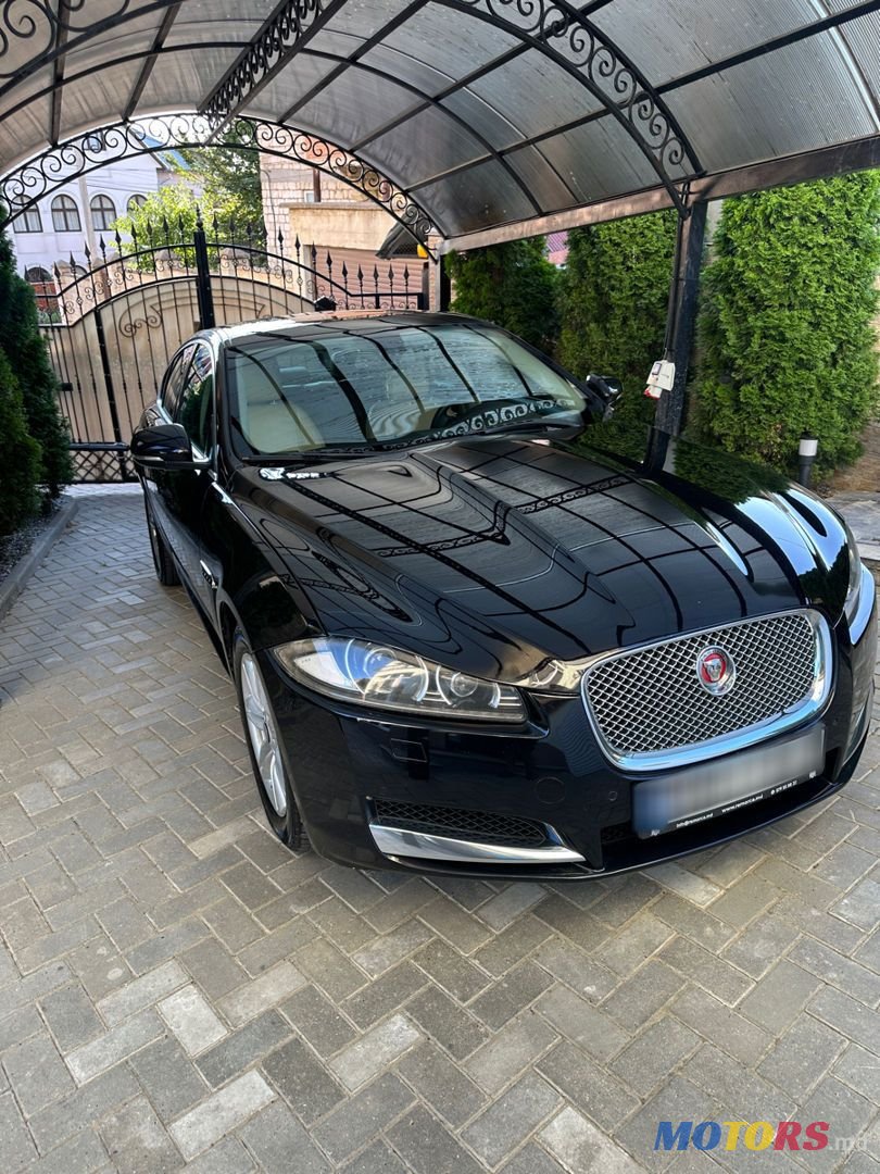 2012' Jaguar XF photo #1