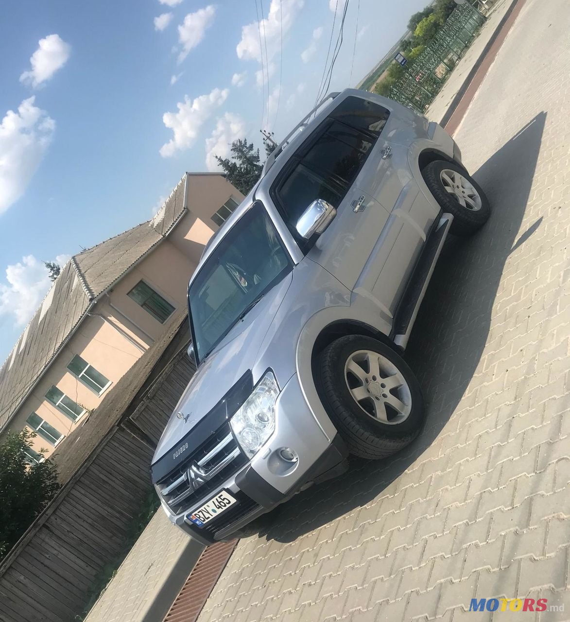 2008' Mitsubishi Pajero photo #4