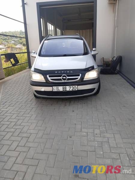 2001' Opel Zafira photo #1