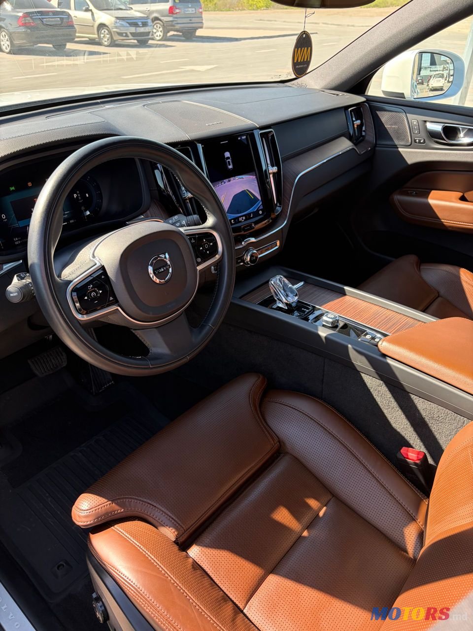 2022' Volvo XC60 photo #6