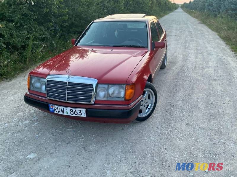 1992' Mercedes-Benz 124 photo #6