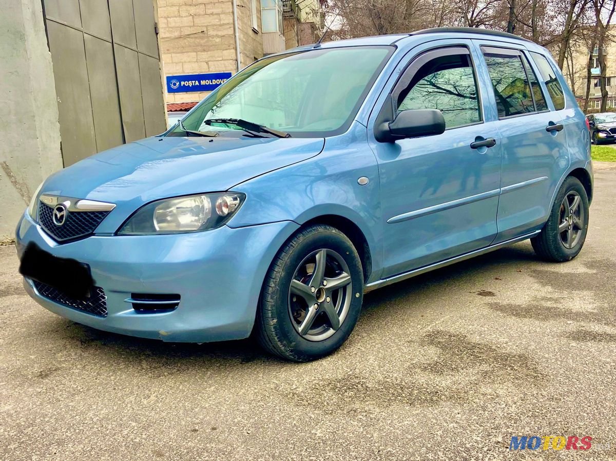 2003' Mazda 2 photo #1