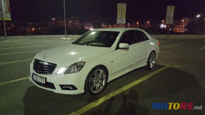2011' Mercedes-Benz E-Class photo #1