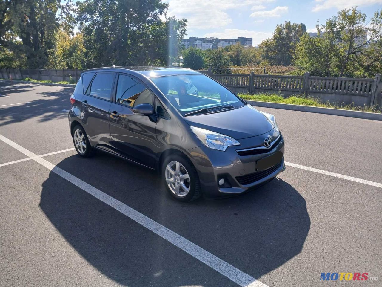 2014' Toyota Verso-S photo #1