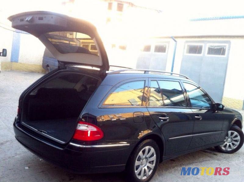 2006' Mercedes-Benz E-Class photo #5