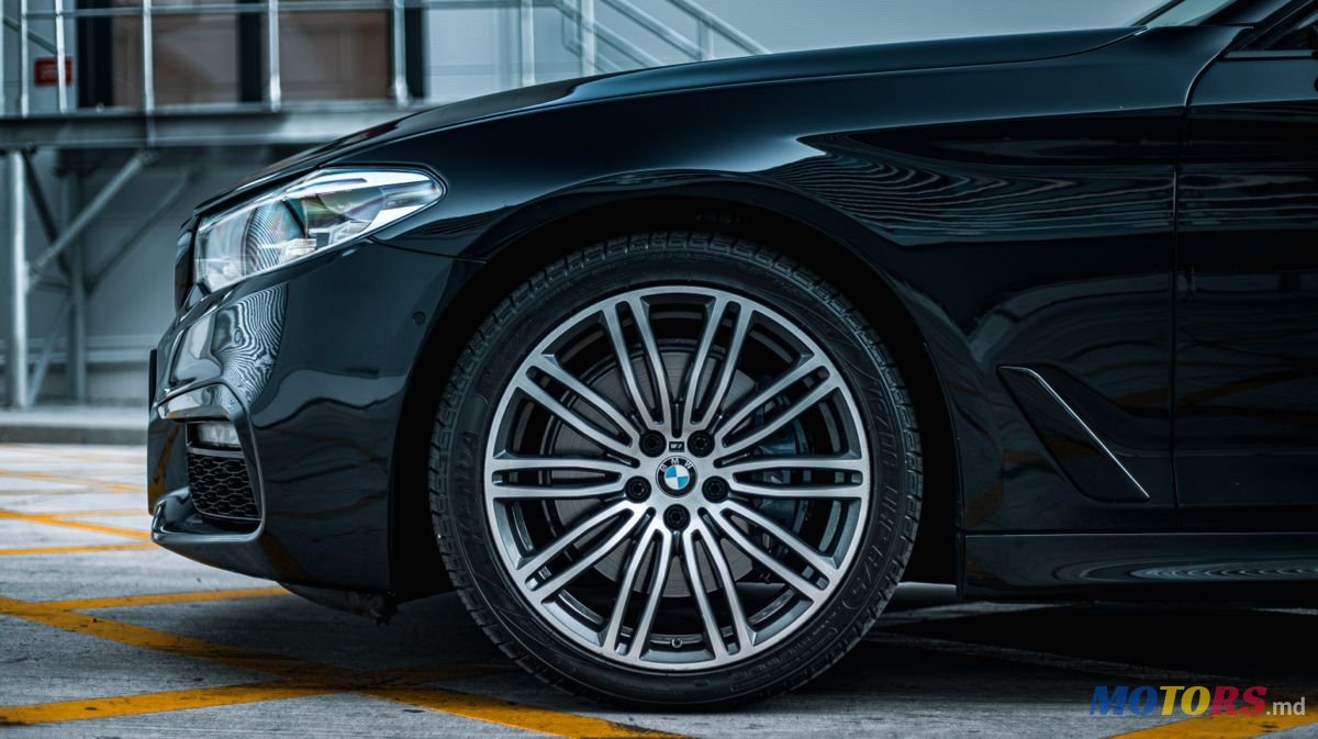 2018' BMW 5 Series photo #4