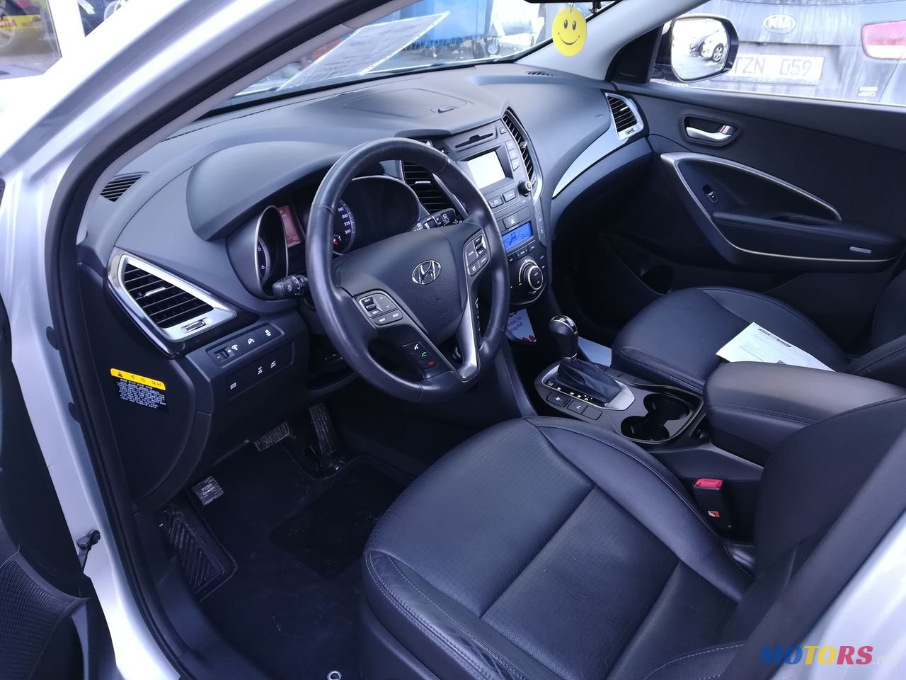 2013' Hyundai Grand Santa Fe photo #1