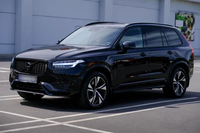 2022' Volvo XC90