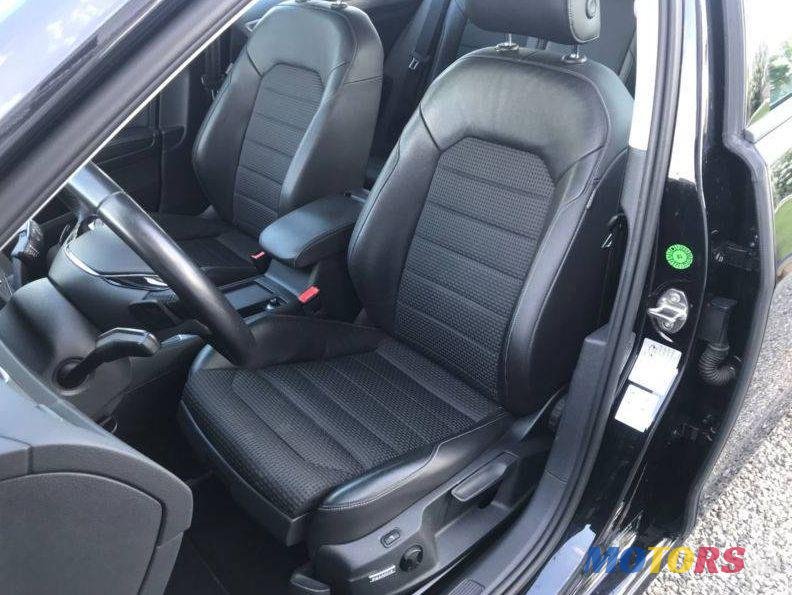 2014' Volkswagen Golf photo #4