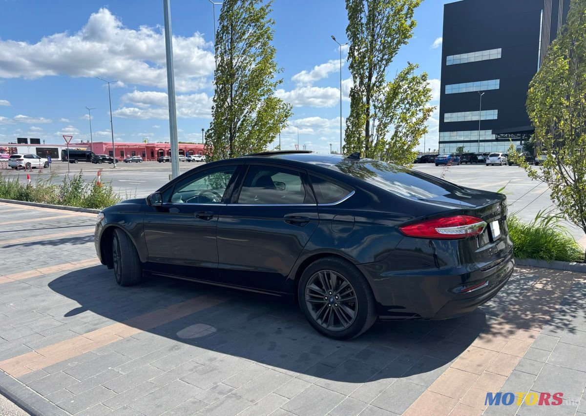 2020' Ford Fusion photo #2