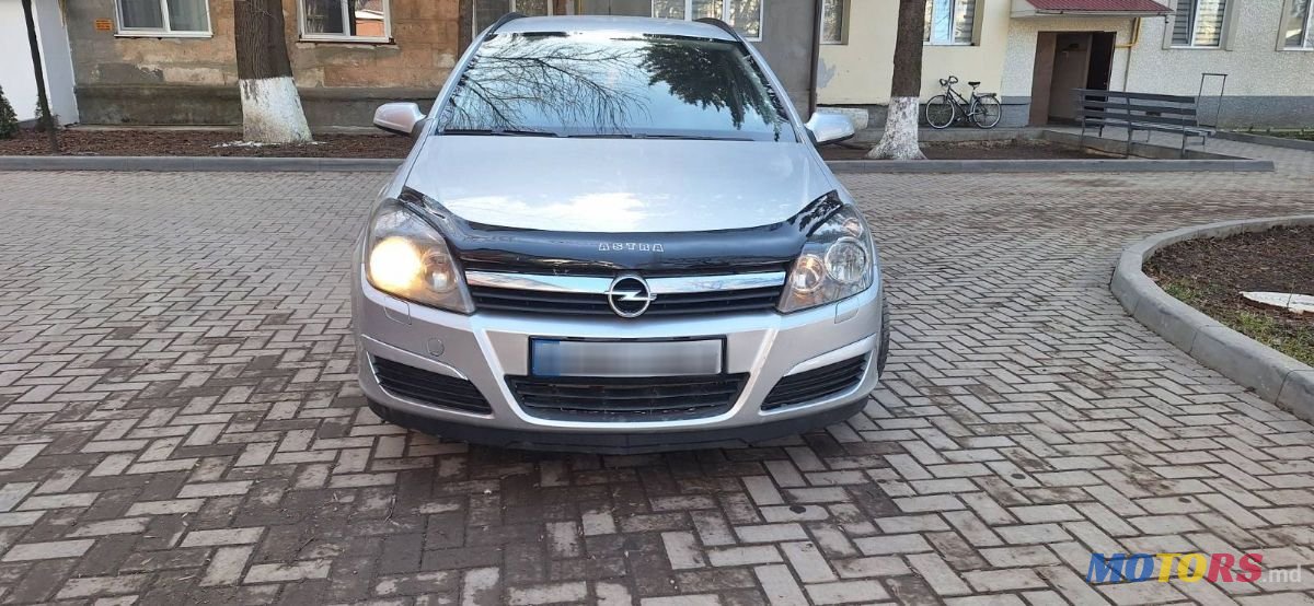 2006' Opel Astra photo #2