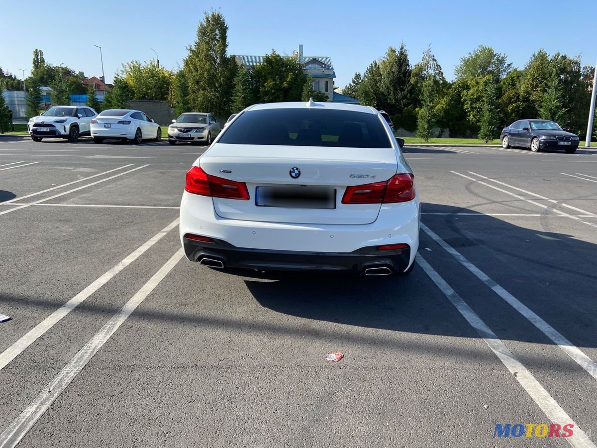 2018' BMW 5 Series photo #3