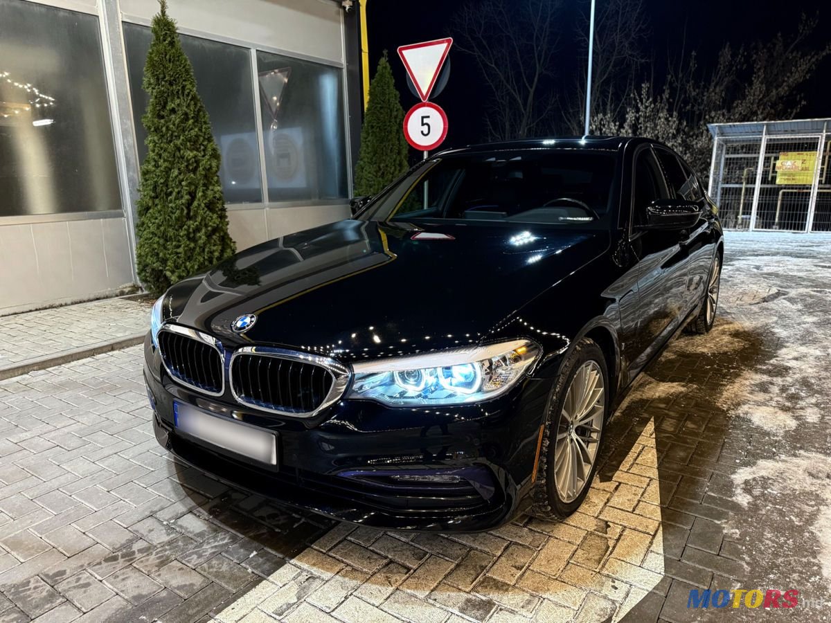 2018' BMW 5 Series photo #1