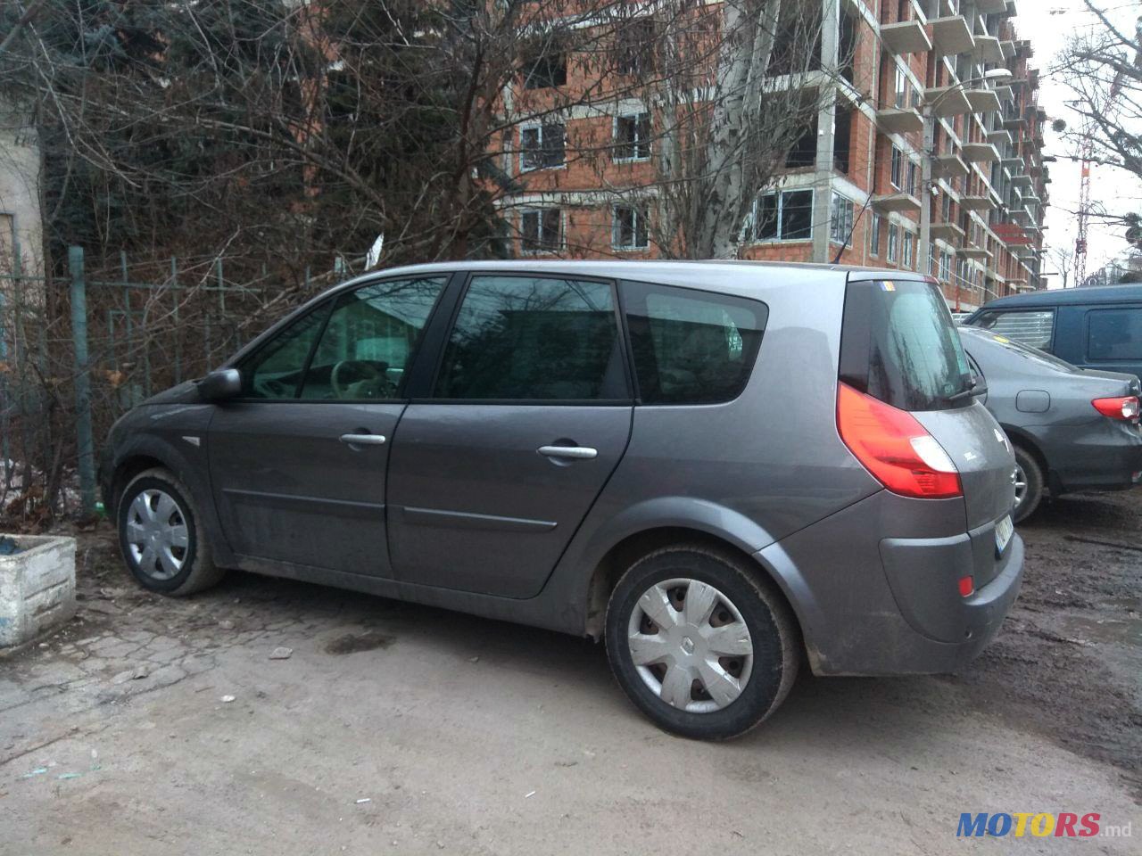2008' Renault Grand Scenic 2 photo #5