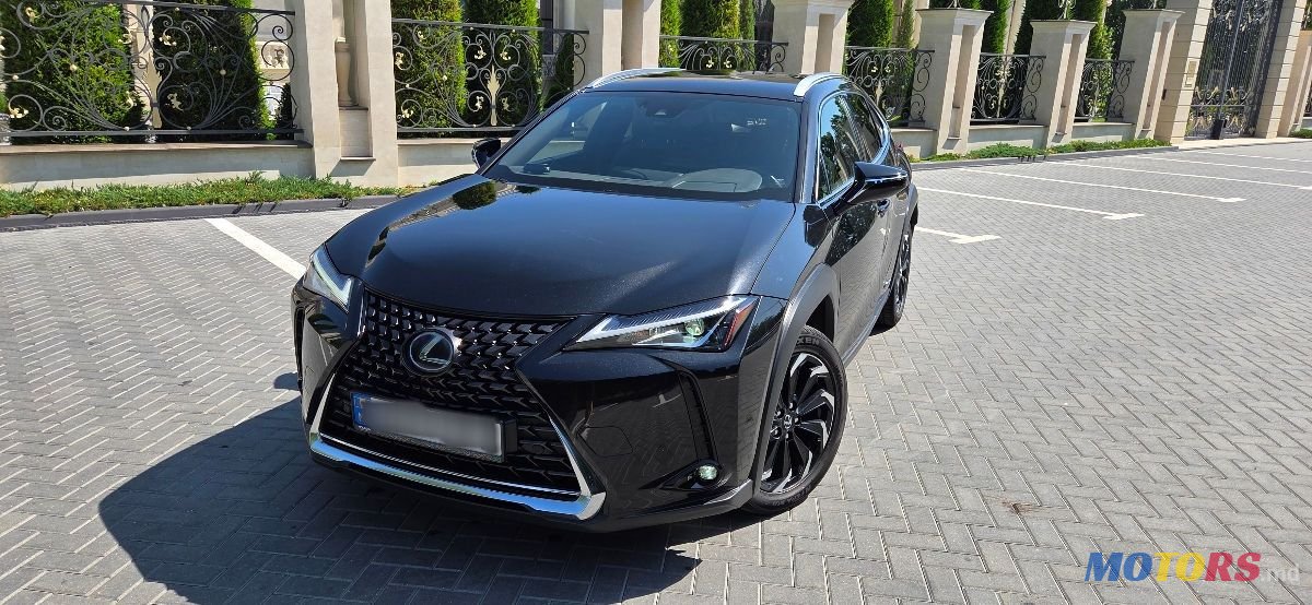 2019' Lexus UX photo #3