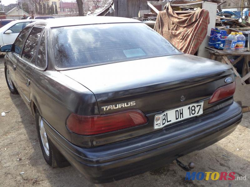 1993' Ford Taurus photo #3