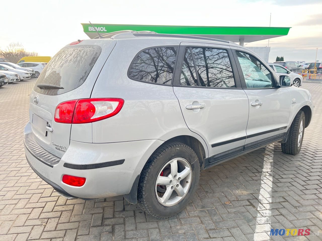 2008' Hyundai Santa Fe photo #4