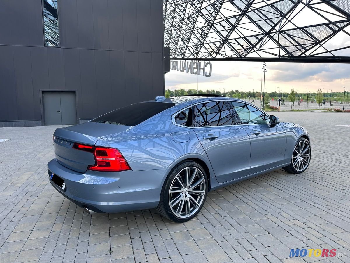 2017' Volvo S90 photo #4