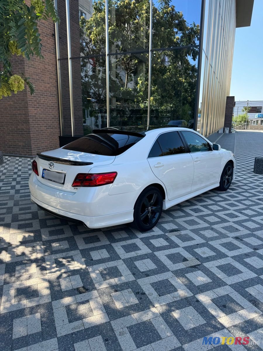 2010' Toyota Camry photo #5