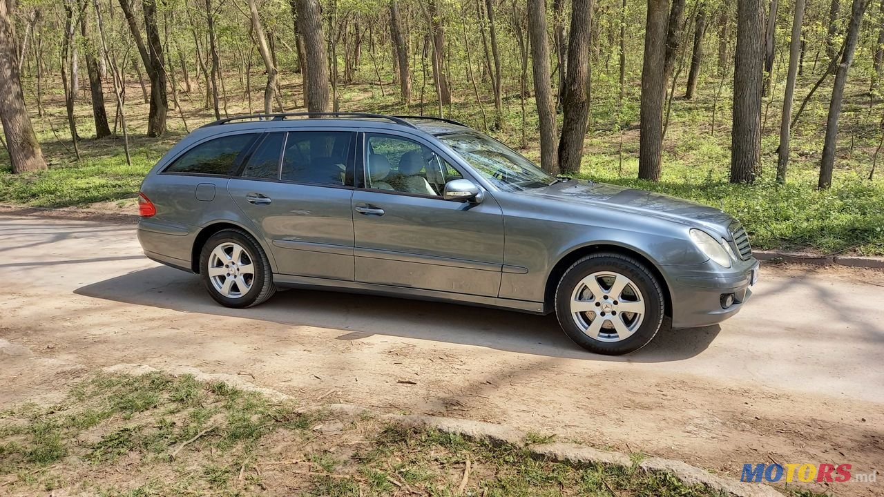 2007' Mercedes-Benz E-Class photo #3