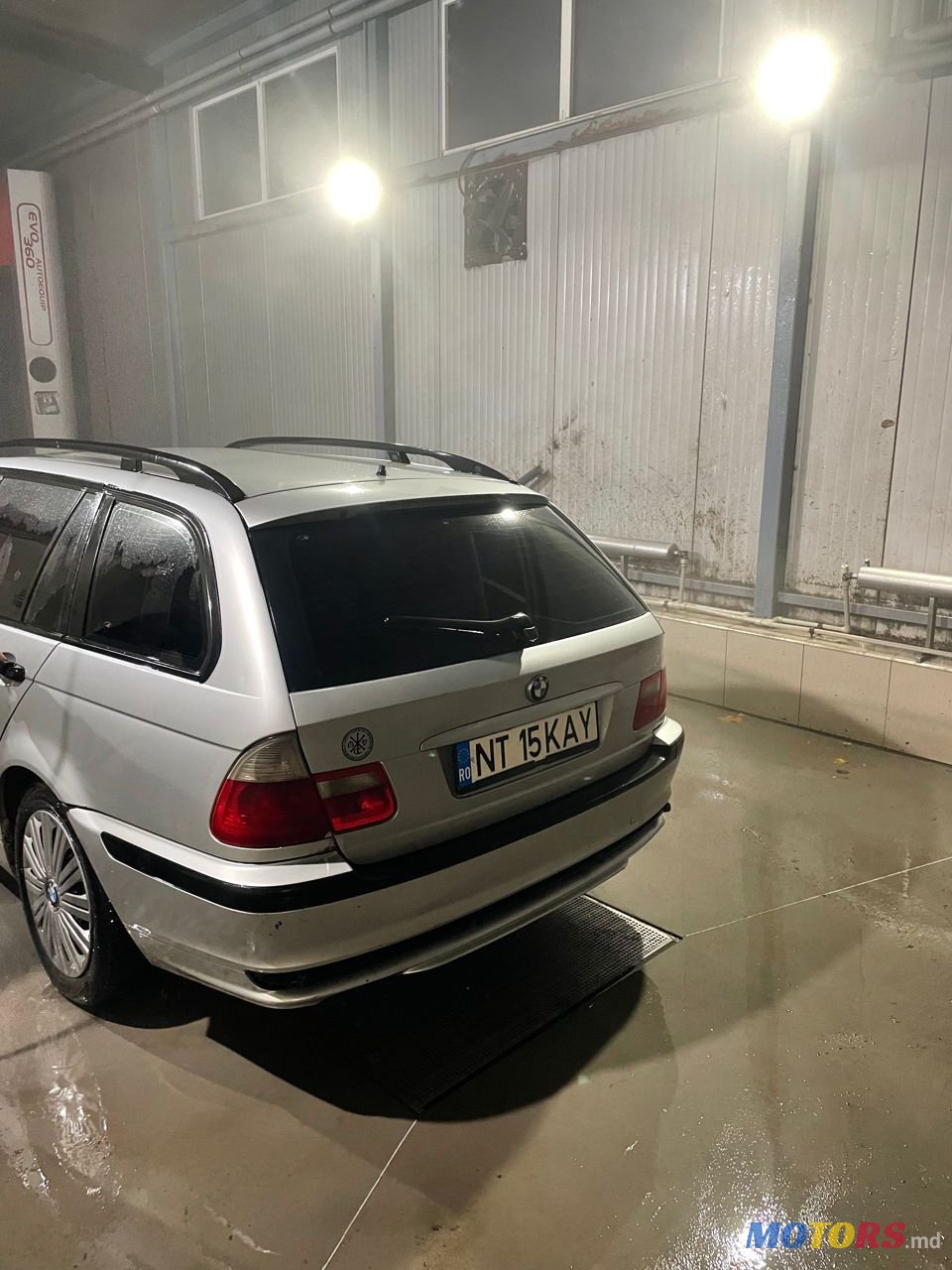 2004' BMW 3 Series photo #3