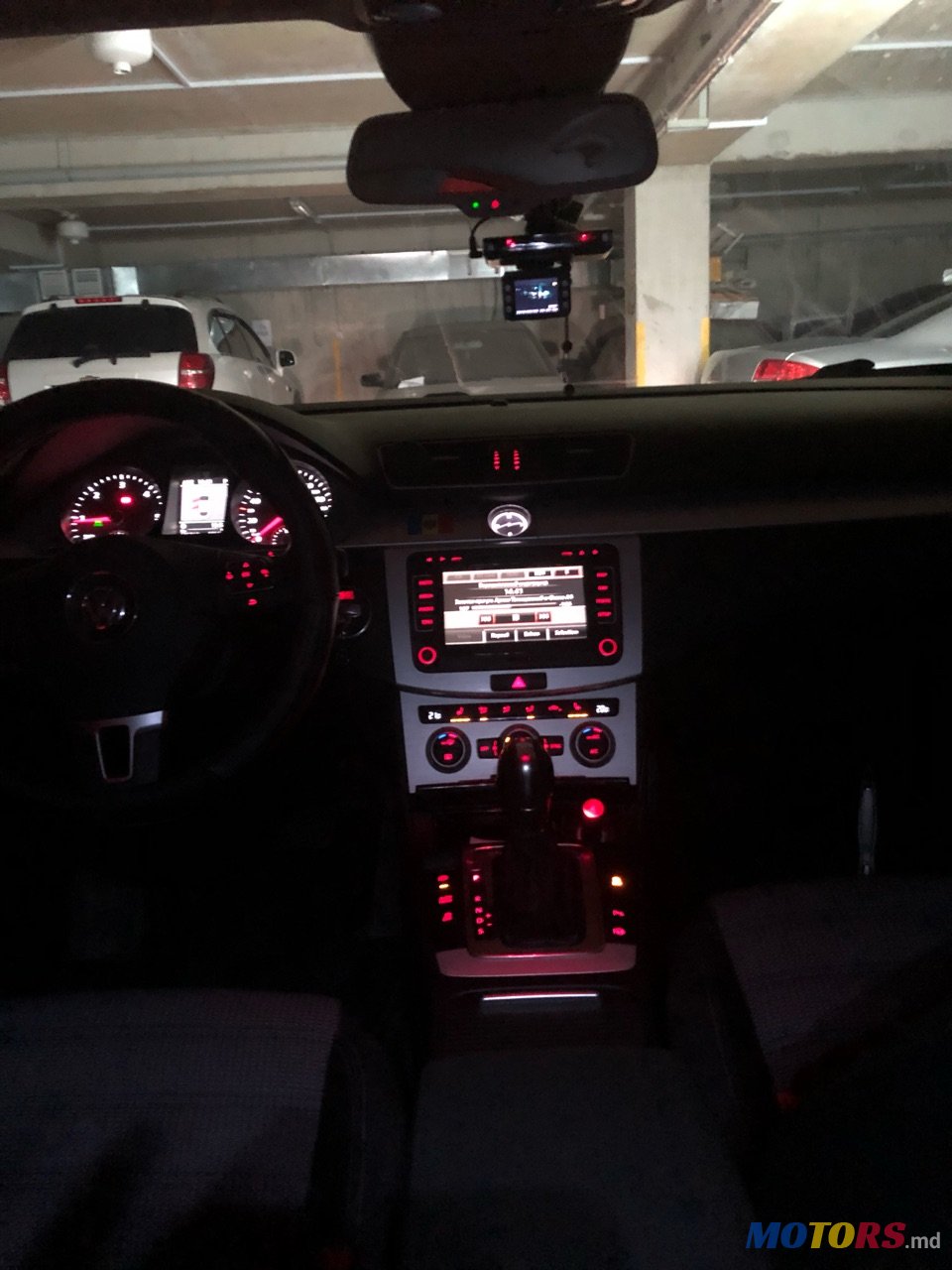 2013' Volkswagen Passat CC photo #6