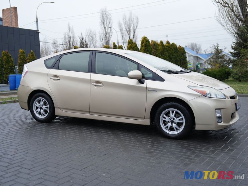 2010' Toyota Prius photo #1
