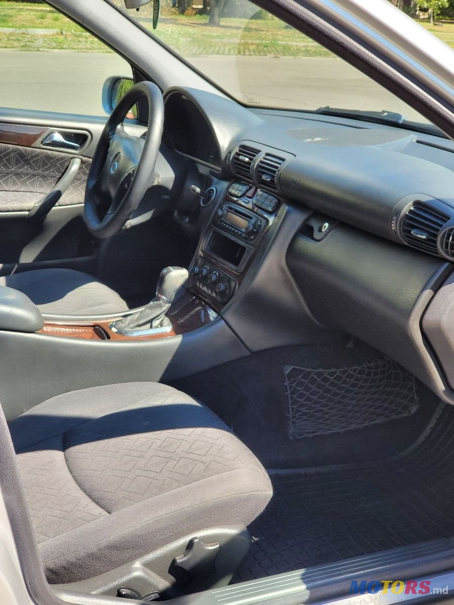 2003' Mercedes-Benz C Класс photo #6