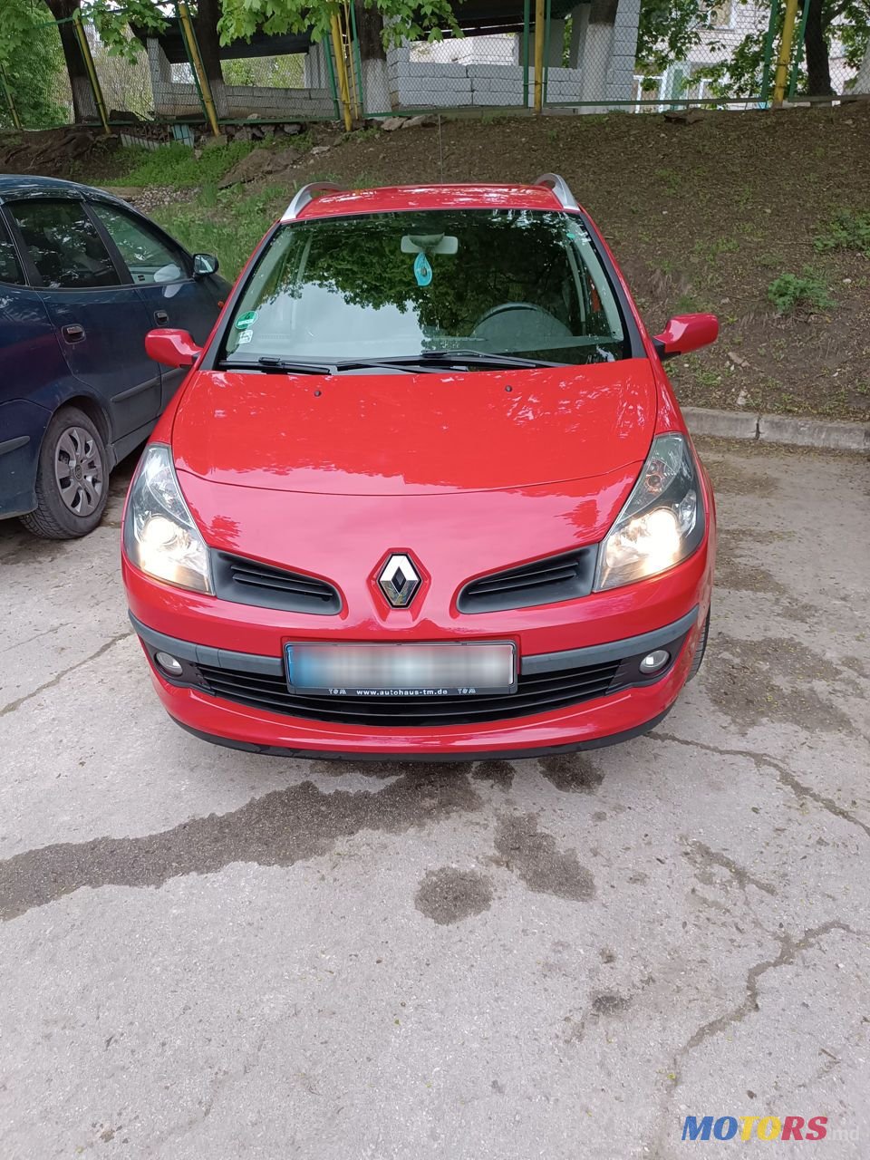 2008' Renault Clio photo #3