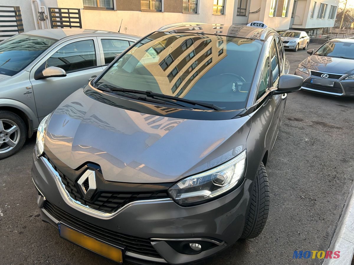 2017' Renault Grand Scenic photo #1