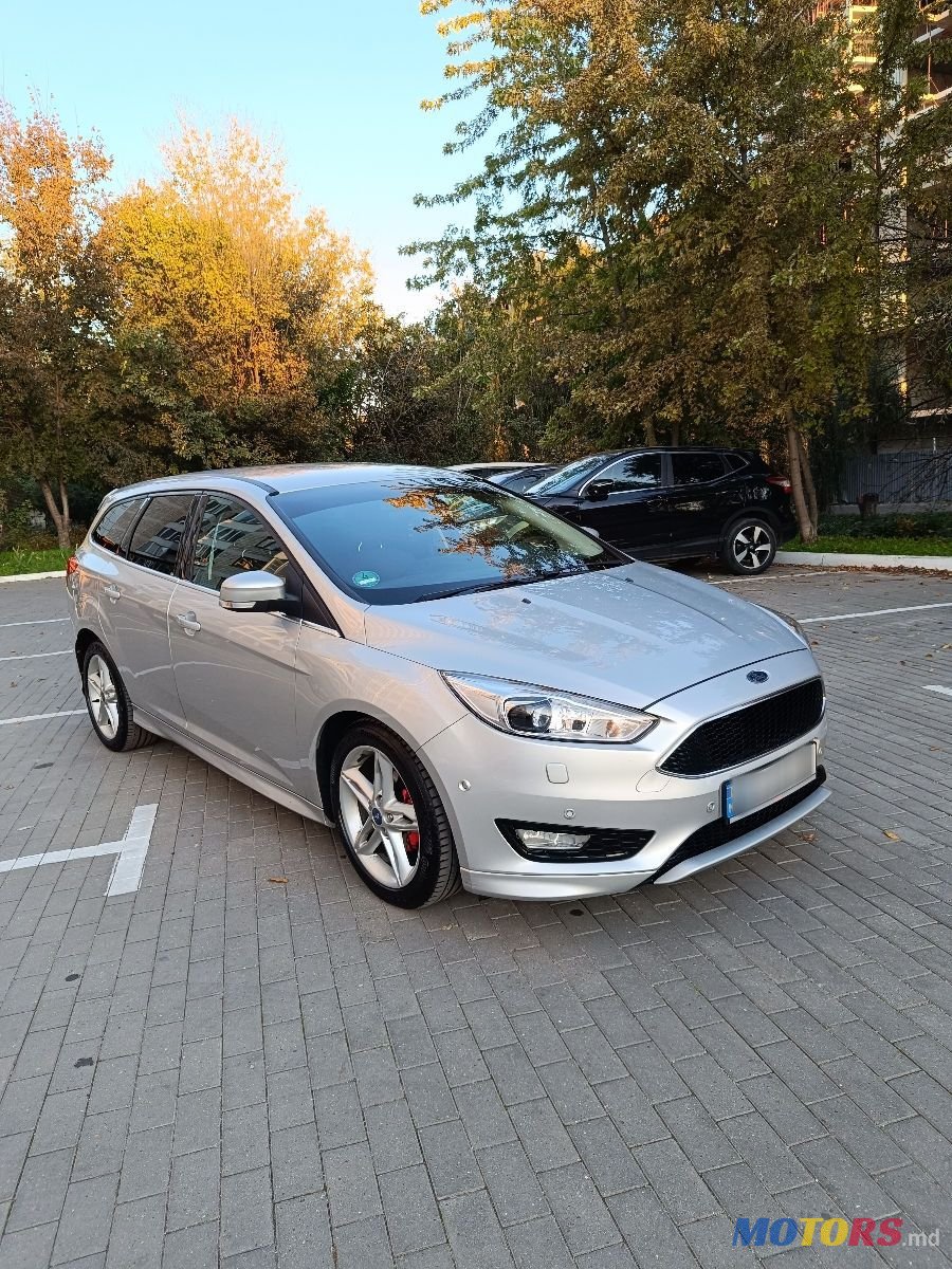 2015' Ford Focus photo #2