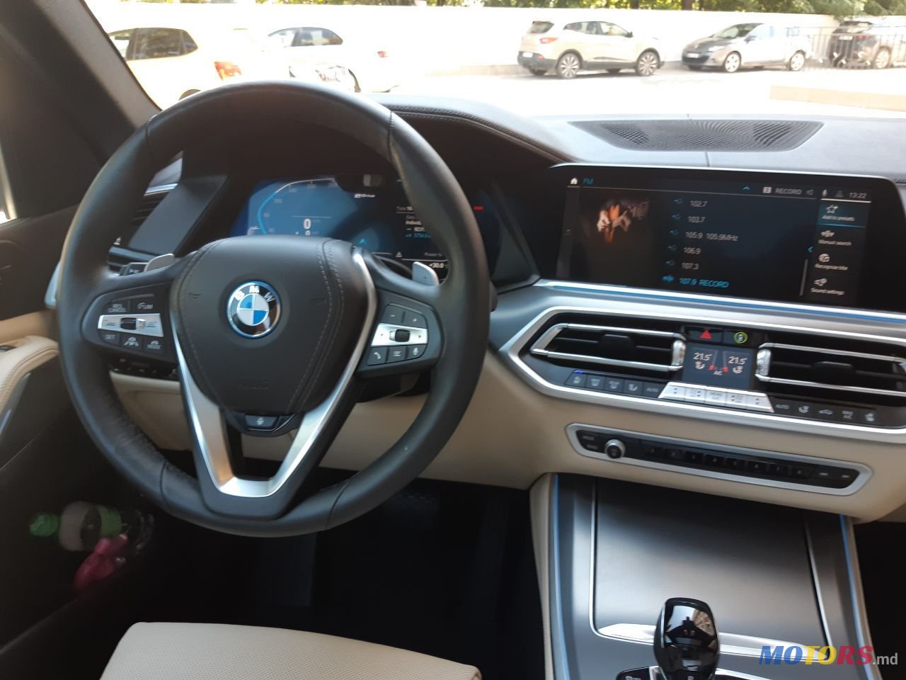 2022' BMW X5 photo #5