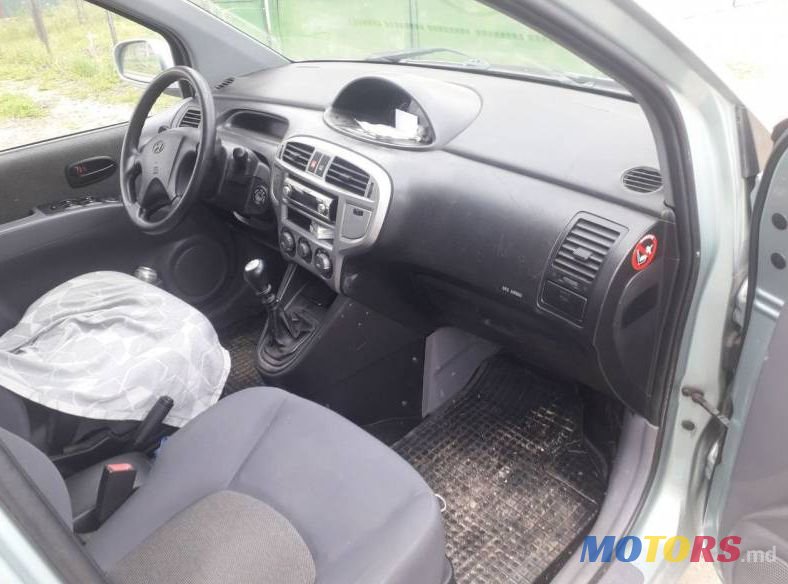 2005' Hyundai Matrix photo #1