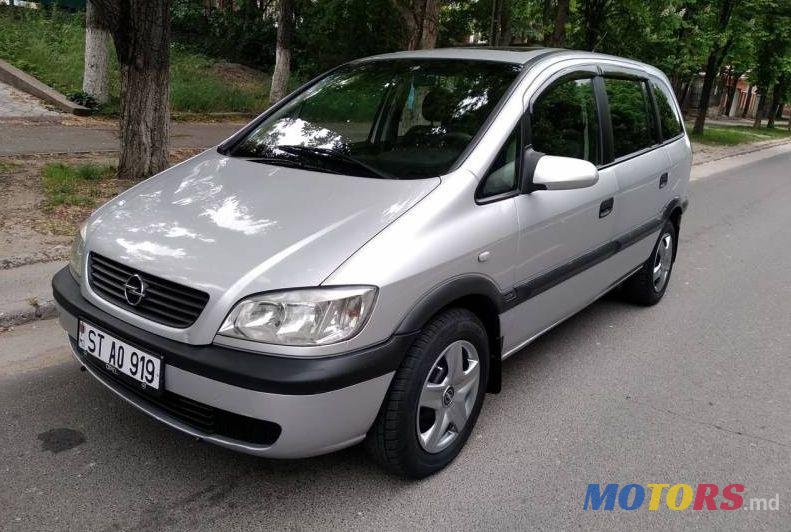 2001' Opel Zafira photo #1