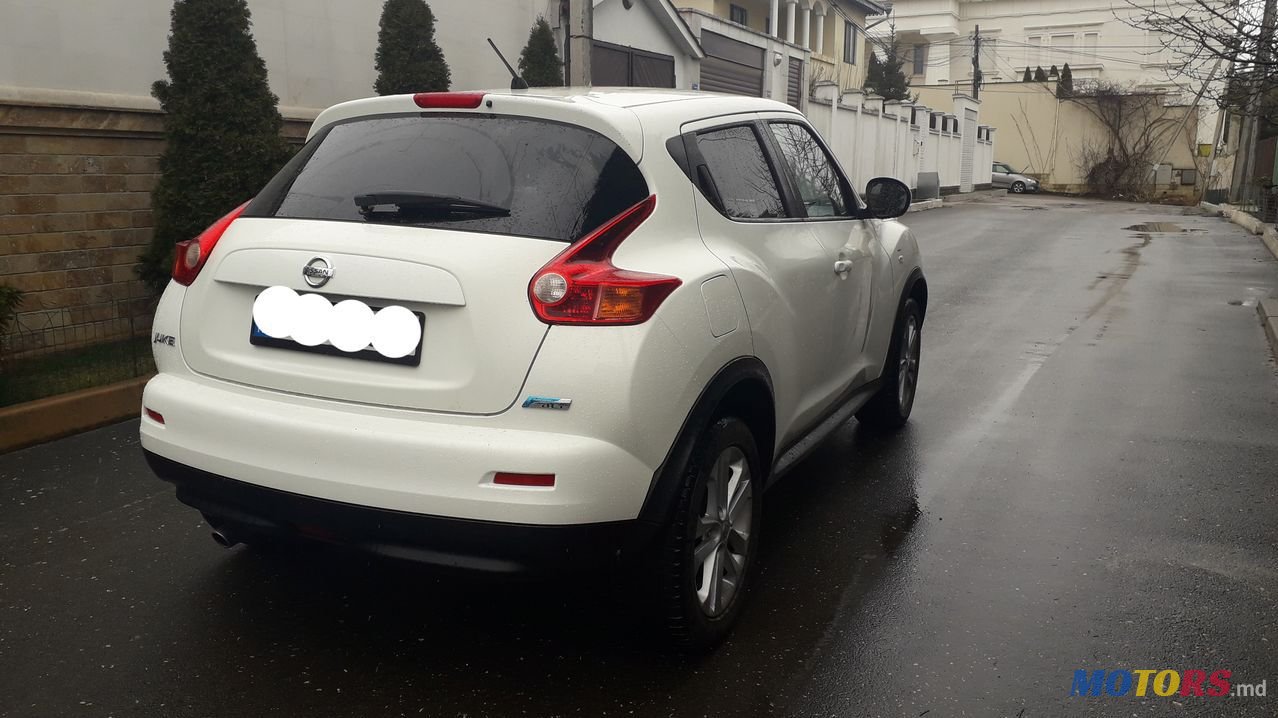 2012' Nissan Juke photo #2