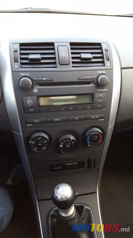 2013' Toyota Corolla photo #7