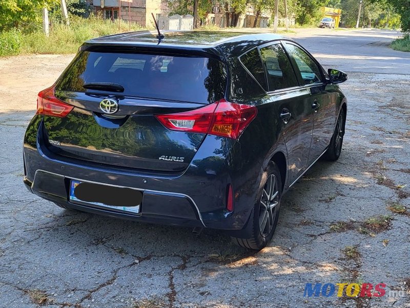 2015' Toyota Auris photo #6