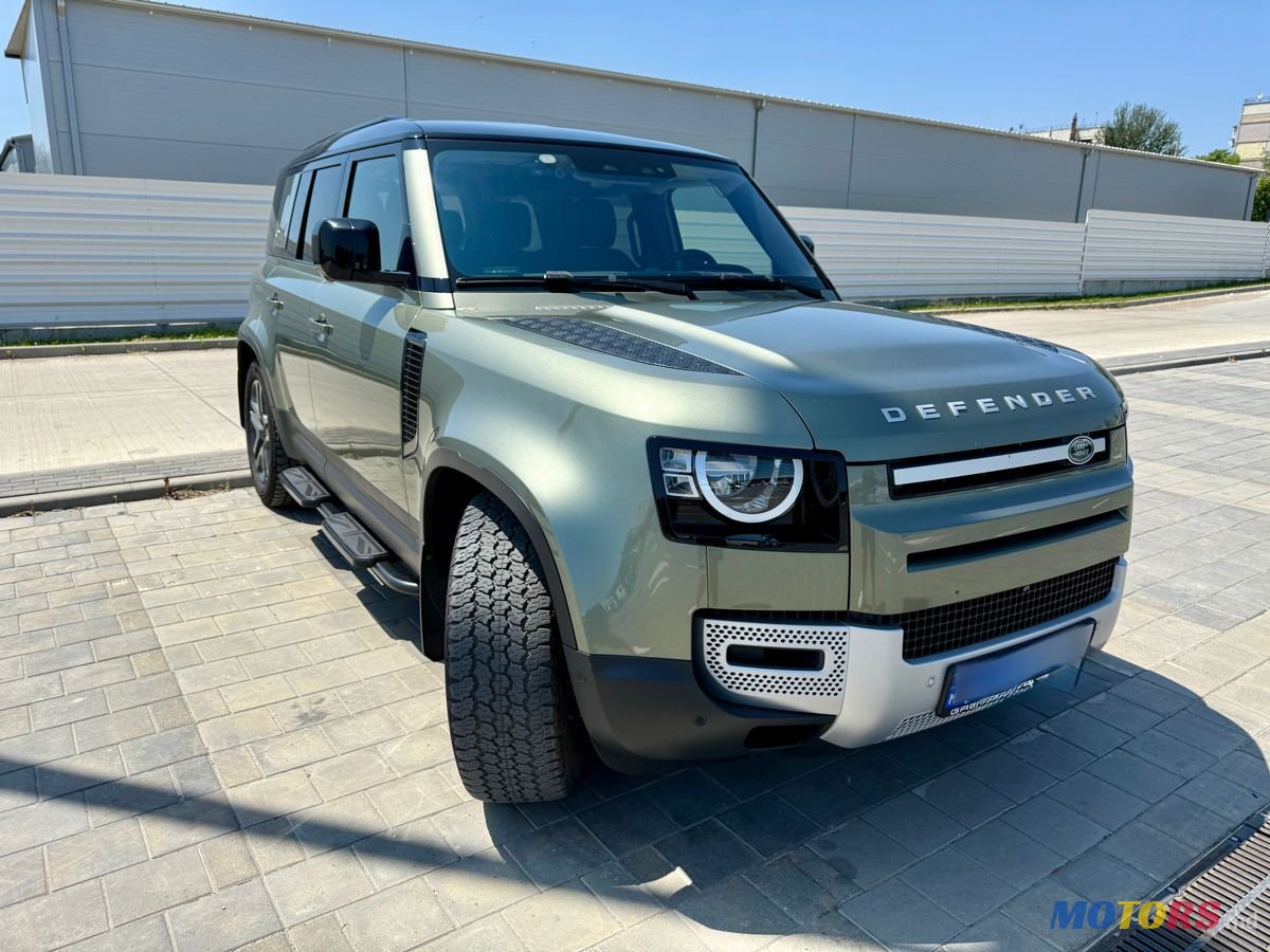 2020' Land Rover Defender photo #2
