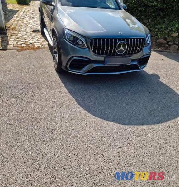 2019' Mercedes-Benz Glc Coupe photo #2