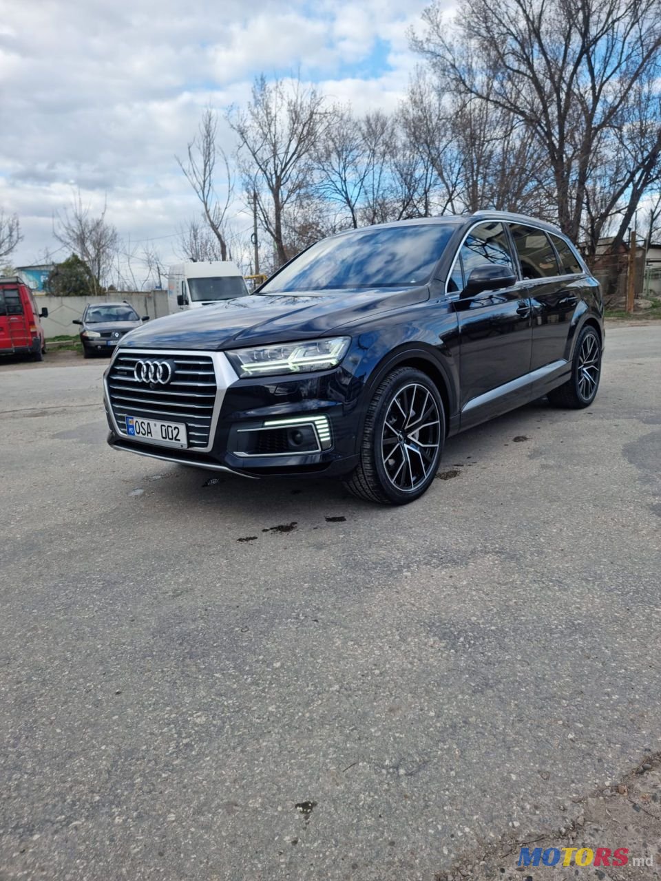 2016' Audi Q7 E-Tron photo #1