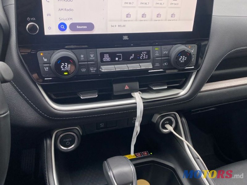 2023' Toyota Grand Highlander photo #1