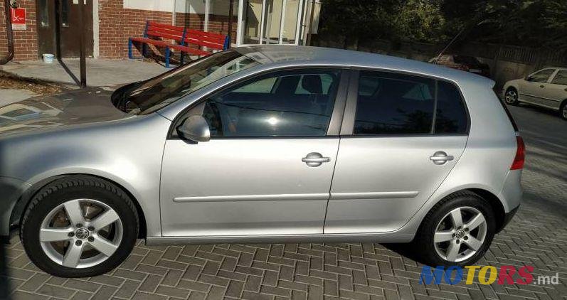 2008' Volkswagen Golf photo #1