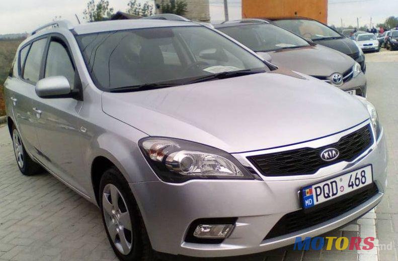 2010' Kia Ceed photo #2