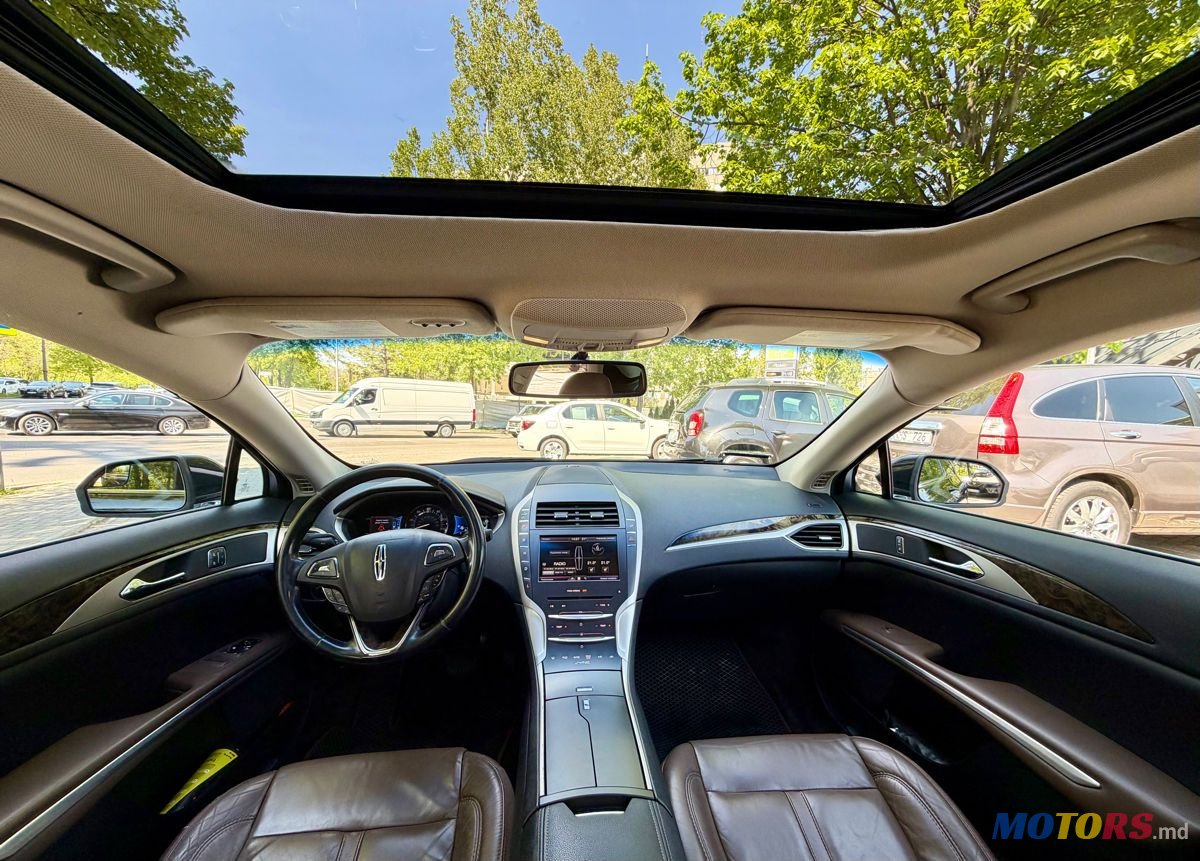2015' Lincoln MKZ photo #4