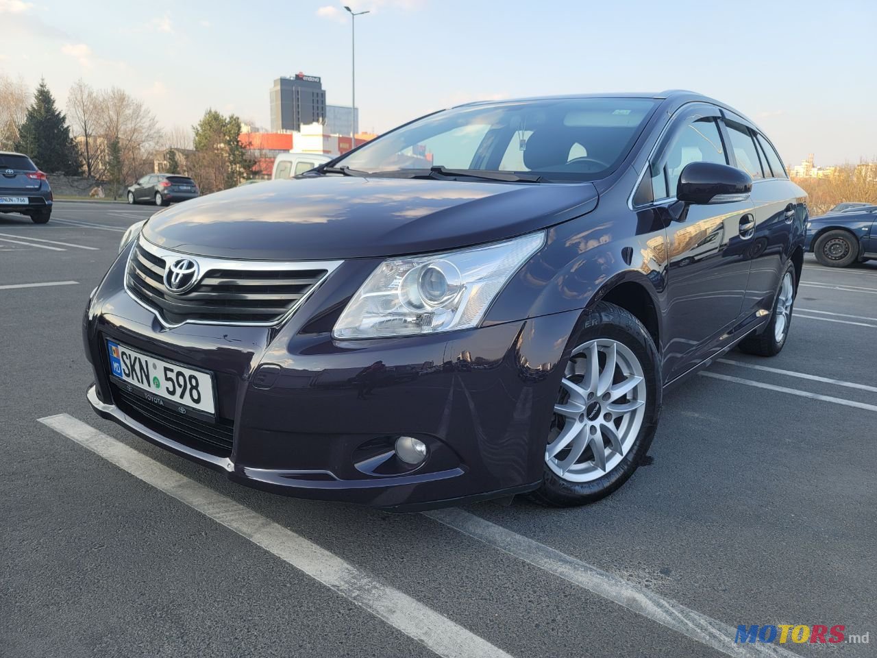 2010' Toyota Avensis photo #1