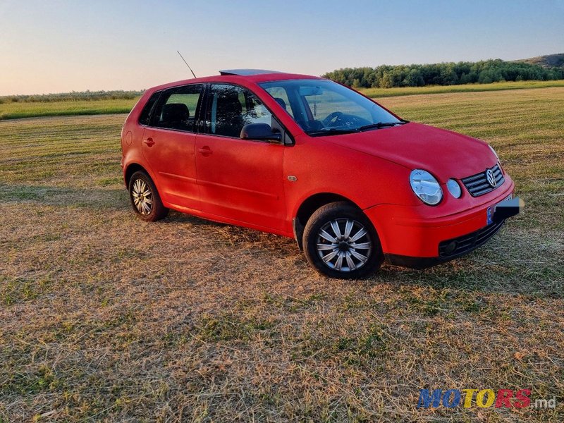2002' Volkswagen Polo photo #6