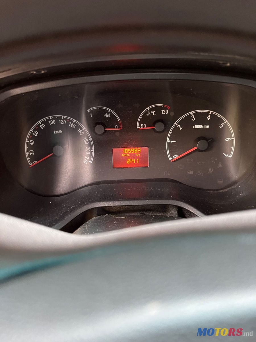 2012' Opel Combo photo #6