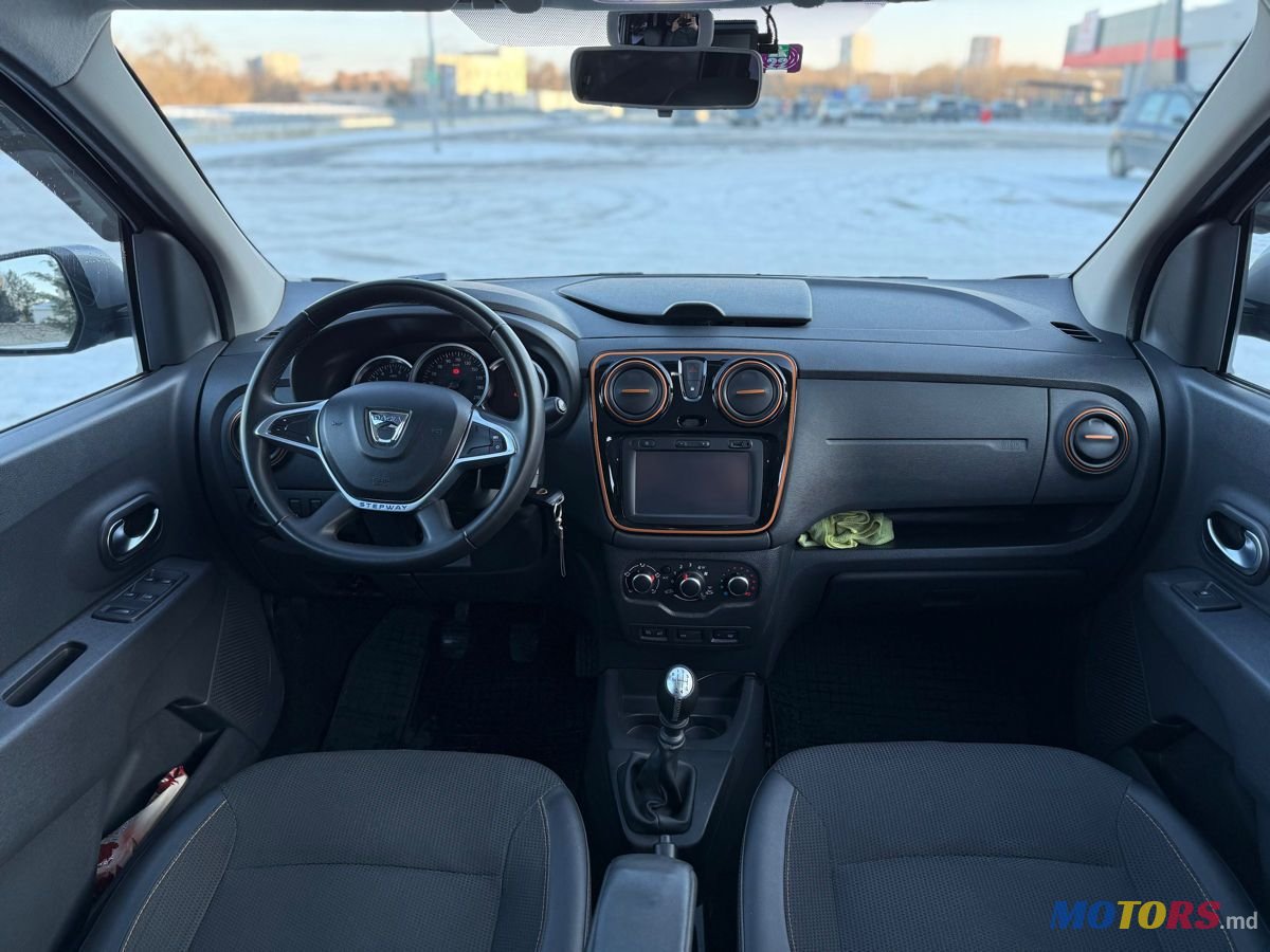 2017' Dacia Lodgy photo #3